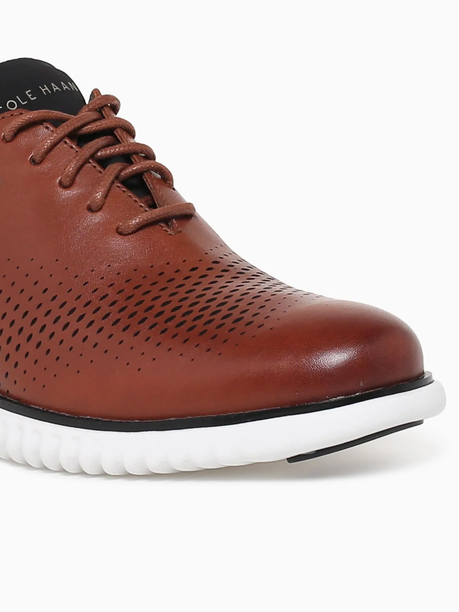 2.zerogrand Laser Wing Tip Tan Leather
