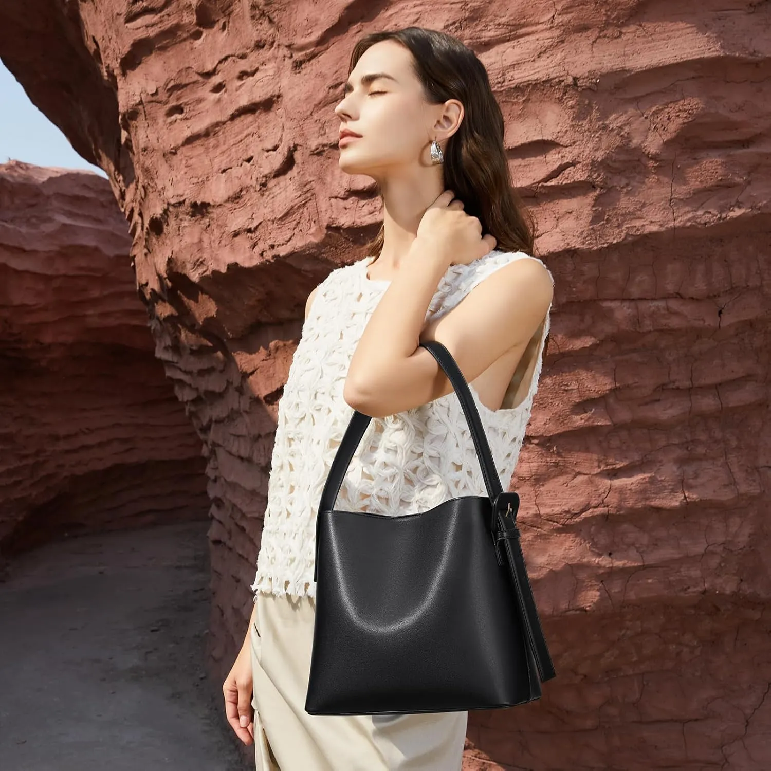 Bucket Bag Leather Shoulder Purses for Women Trendy Adjustable Strap, Black