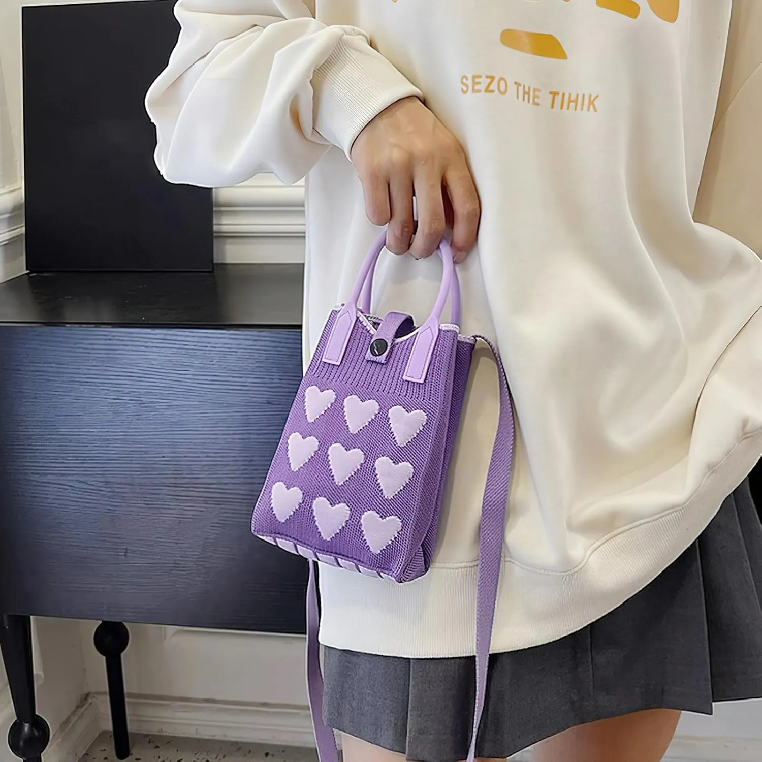 Cell Phone Crossbody Bag for Women with Heart Pattern Little Crochet Pouch Tote Handbag with Buckle