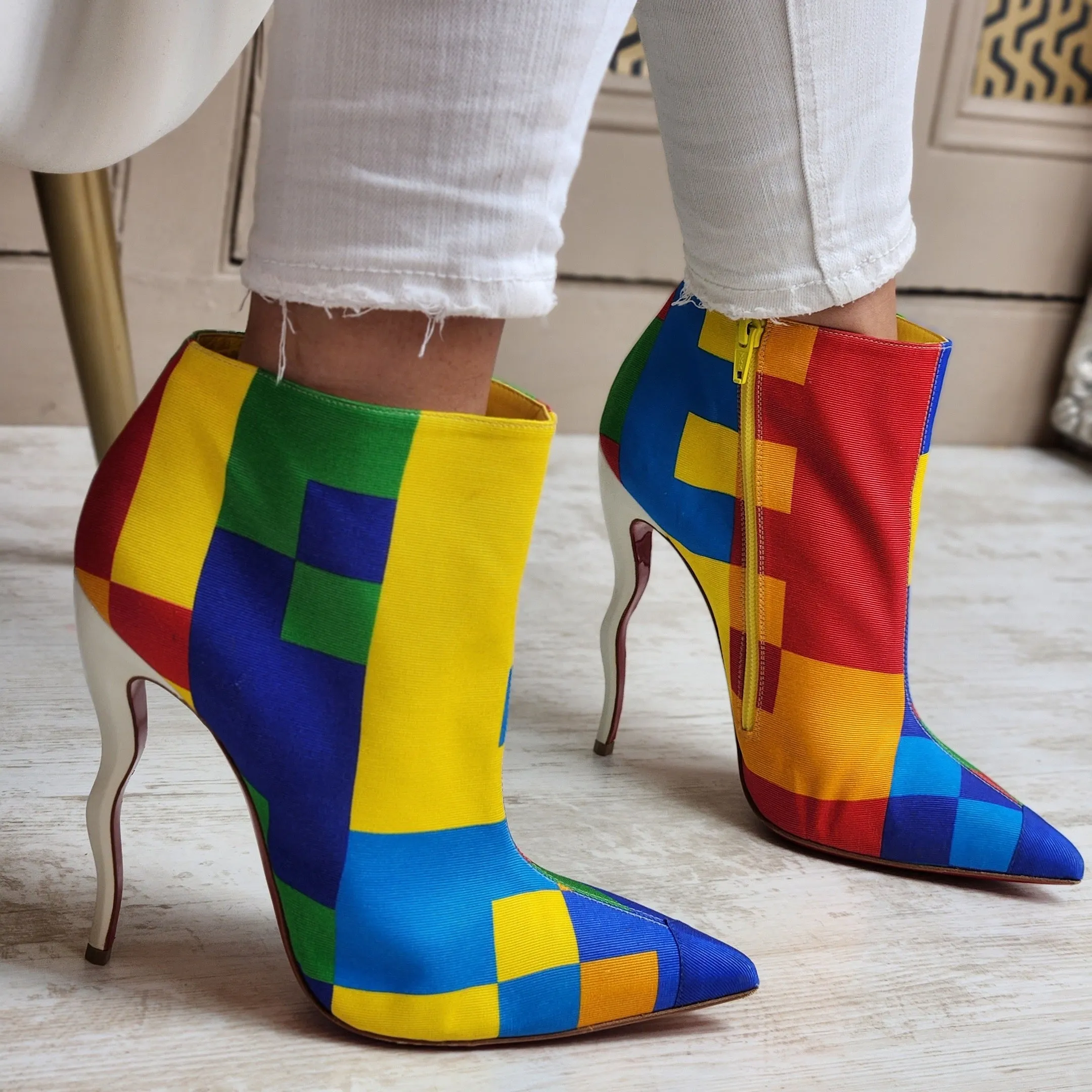 CHRISTIAN LOUBOUTIN SO KATE WAWY HEEL BOOTS EU 41/ UK 8