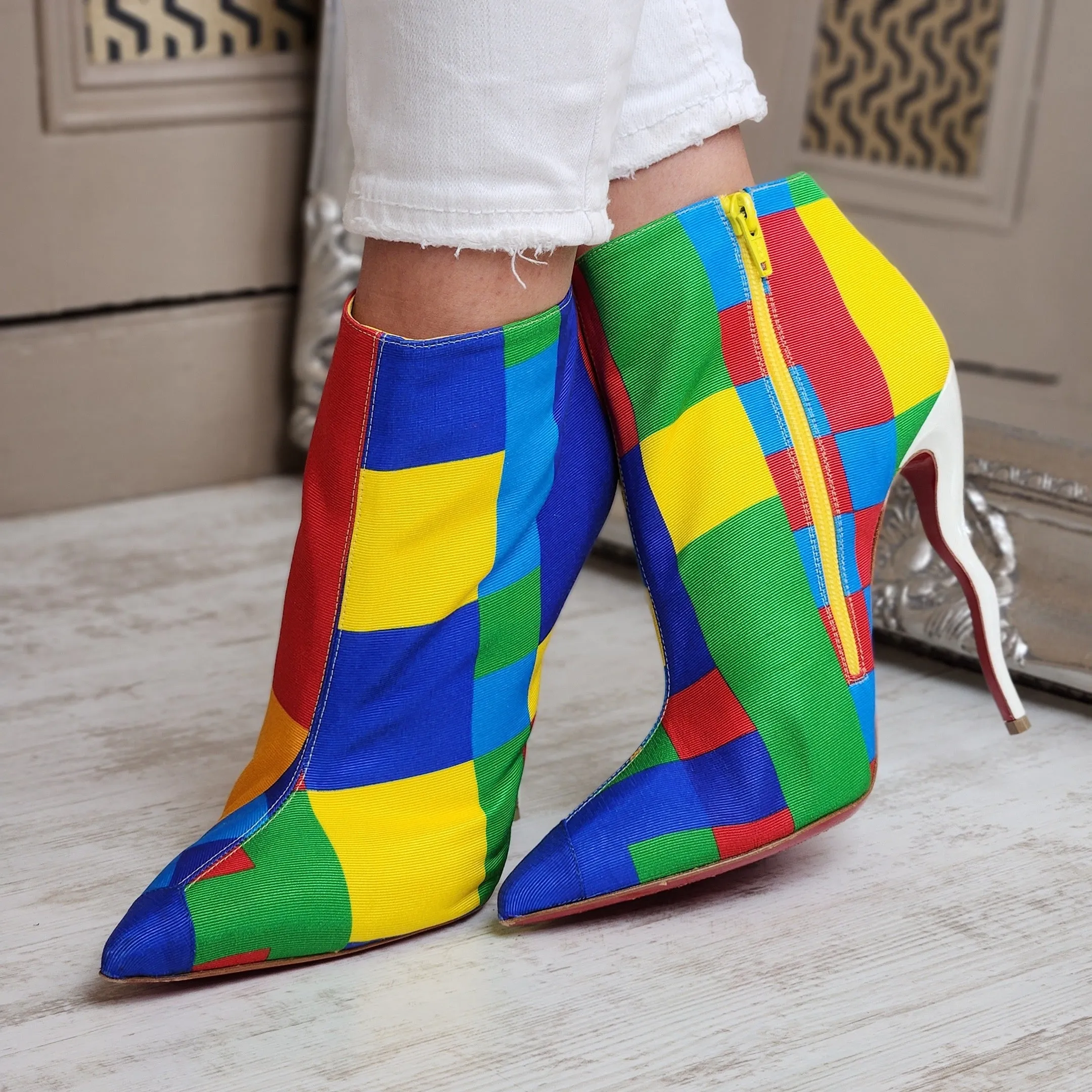 CHRISTIAN LOUBOUTIN SO KATE WAWY HEEL BOOTS EU 41/ UK 8