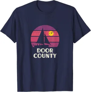 Door County WI Sailing Retro 70s Vintage Sunset Sailboat T-Shirt