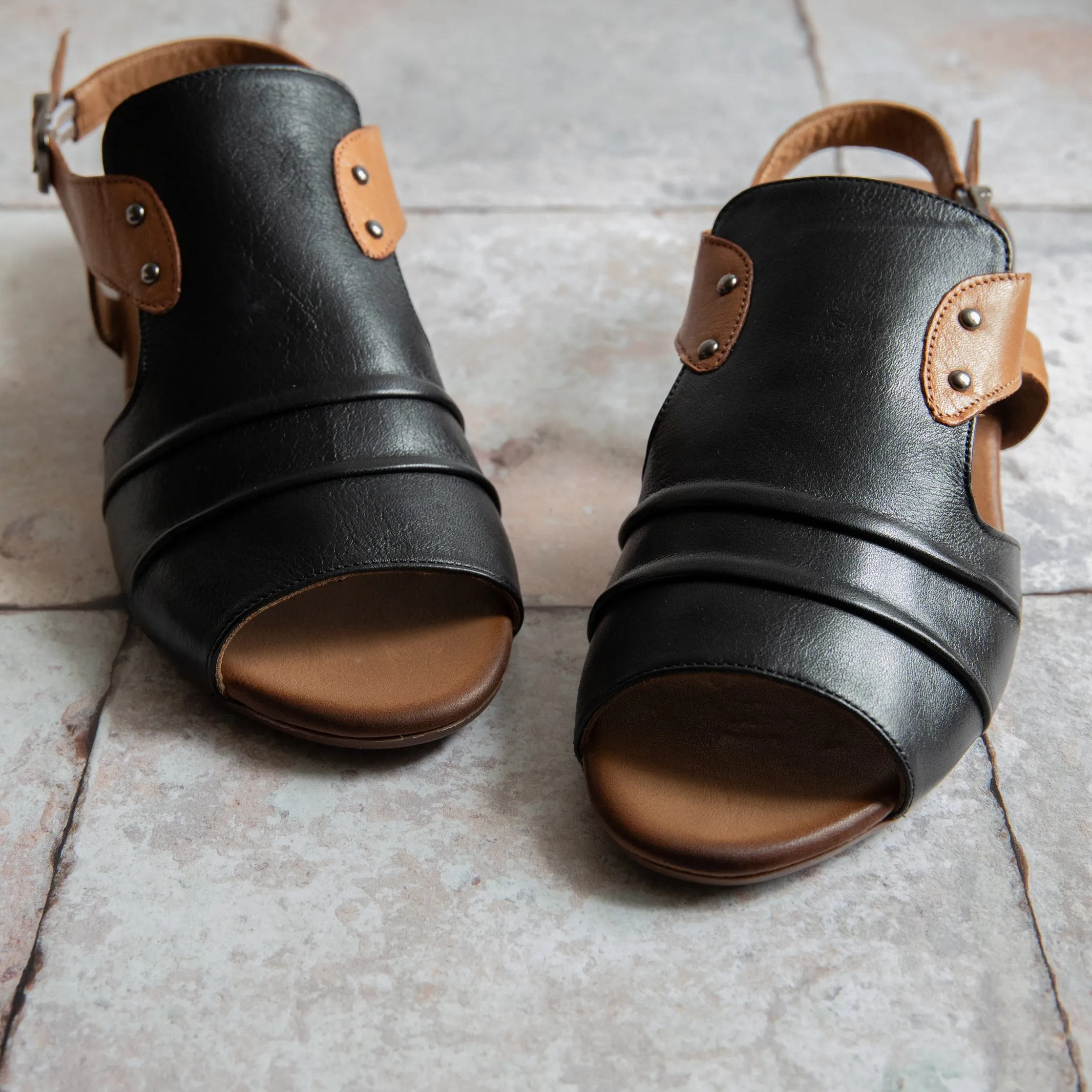 Jaden Leather Sandal - Black