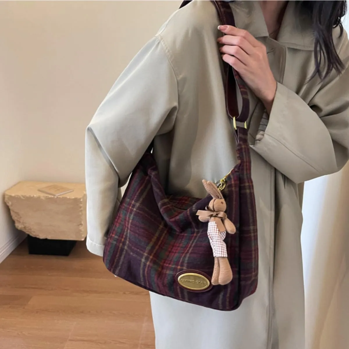 Plaid Purses for Women - Wool Handbag with Pendant, Hobo Shoulder Bag and Tartan Fabric Clutch (Red)