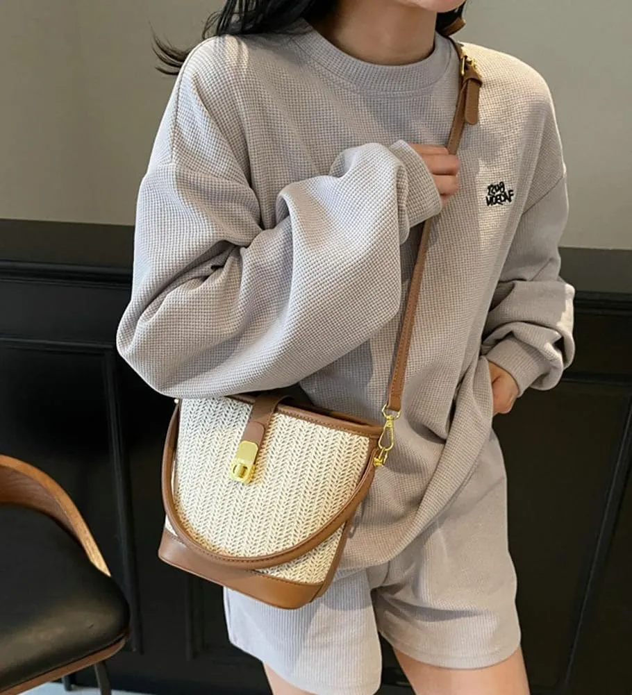 Straw Crossbody Bags for Women Top Handle Bag Beach Purse Straw Purse Fashion Vacation Handbags Bucket Bag Satchel